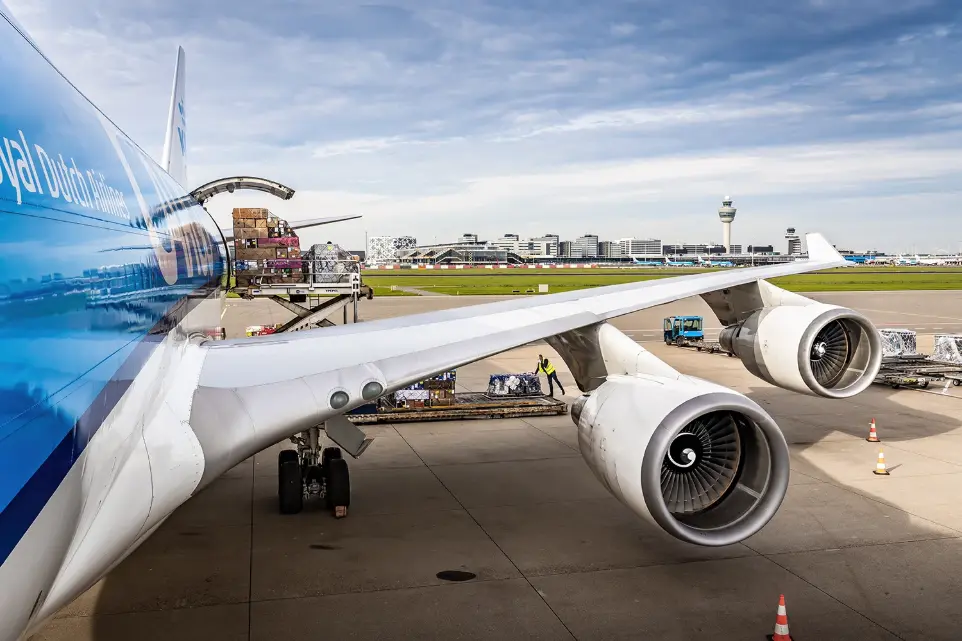 chargement d'un avion
